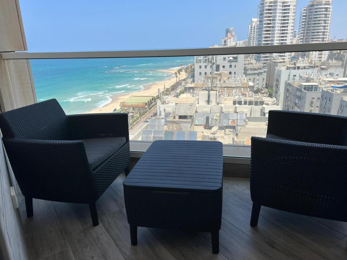 Apartments4You Leonardo 11 Bat Yam Exterior photo